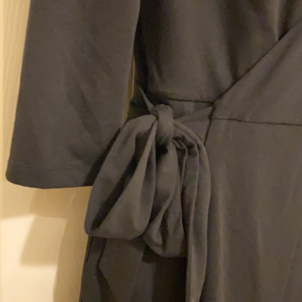 ModCloth Jersey Knit Wrap Dress - Picture 8 of 12